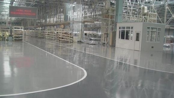 地面|为什么大家都不贴瓷砖和大理石了地面更流行铺它代替,太聪明了