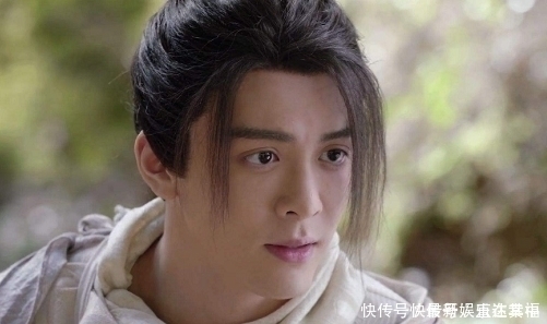 小龙女#黄衫女子的两次出场,为何态度相差这么大你看张无忌做了什么