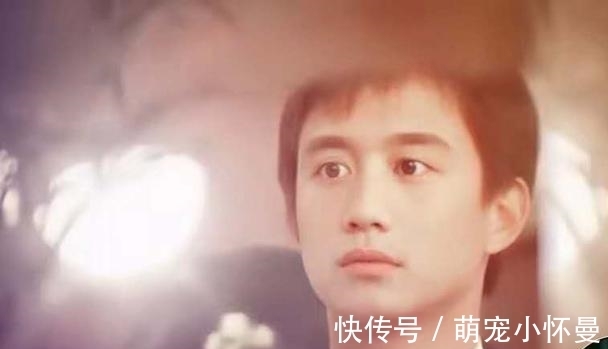 家里神兽送走后，黄磊喝着小酒悠闲自在做美食，网友：闻到香味了