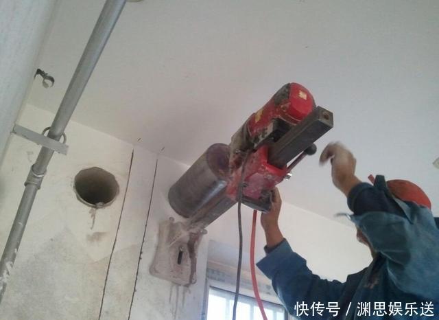 制冷剂|家里空调出风口总是漏水怎么办教你6招轻松搞定，不用花钱求人