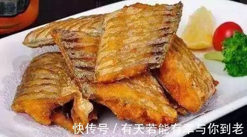 带鱼|煎带鱼时,别再裹面糊了,这么做才是正确方法,外酥里嫩