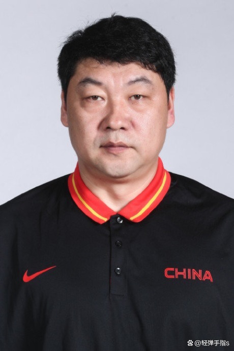 赵义明|赵仁斌:赵义明的父亲,原“沈部男篮”球员,深圳队担任教练多年