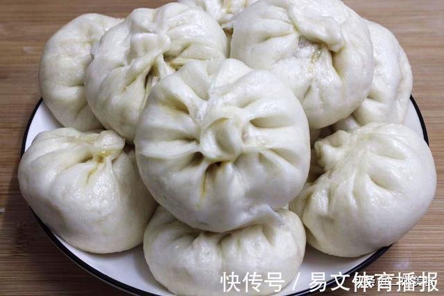 和面时多加一种料,无论做馒头还是做包子,快速发满盆,香软蓬松