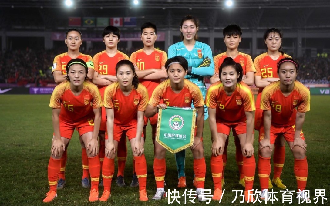 水庆霞|中国女足锋霸李影公开女友,遭贾秀全封杀,今发文庆祝重返国家队