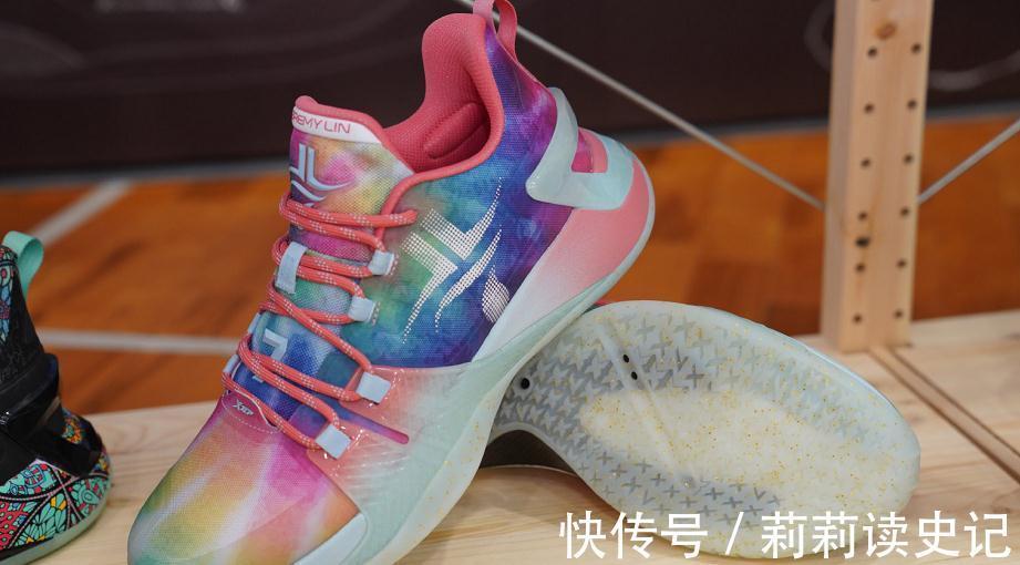 球鞋 火爆!签名球鞋几秒售罄,林书豪直呼没想到:尽快安排第二波