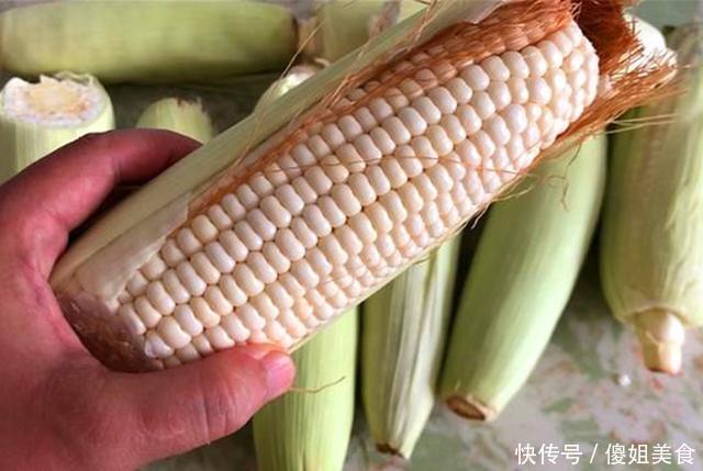 香甜|煮玉米别只用清水了,多加这一样东西,煮熟的玉米软糯香甜特好吃