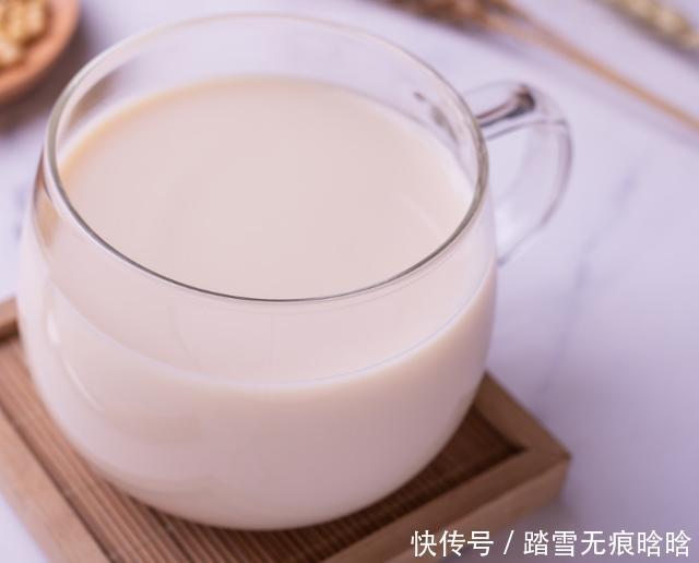 李先生|62岁心内科主任公开,从甘油三酯5.6到正常,只因常吃一种“酸”