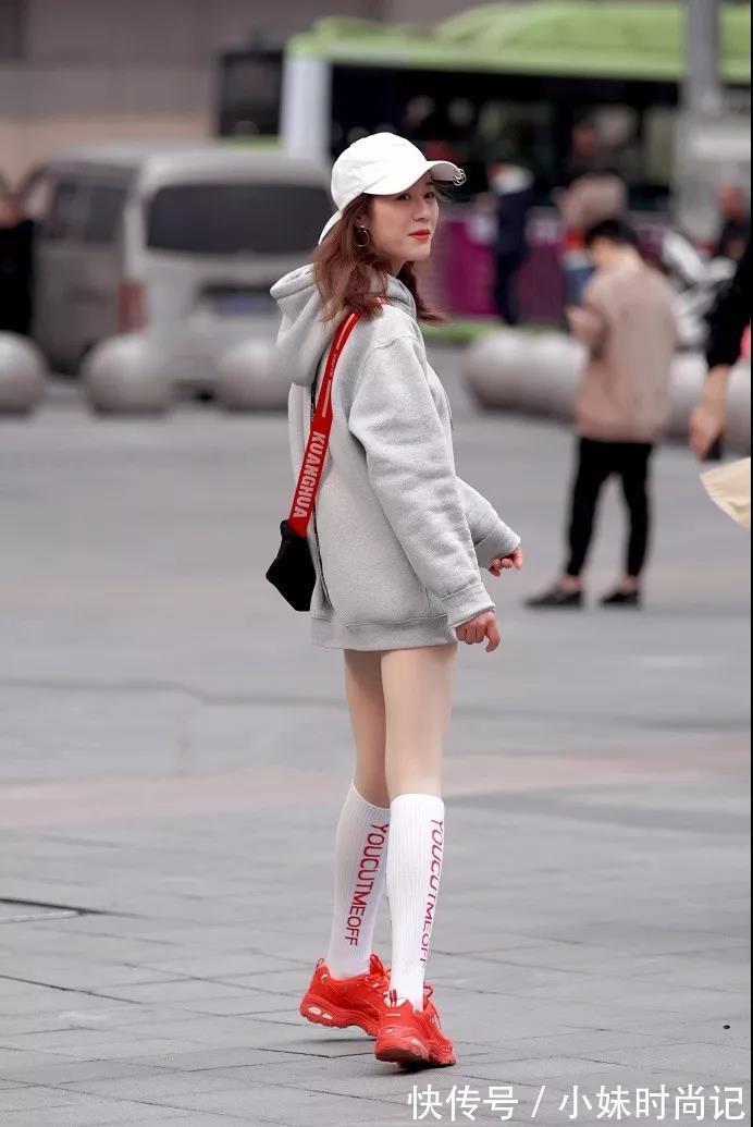 百搭 在初秋 怎么能少的了一件休闲百搭的衣服?你值得拥有