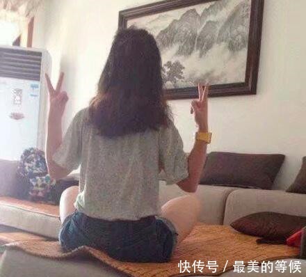 姑娘肯定是冻感冒了，这么大怪味都闻不出来