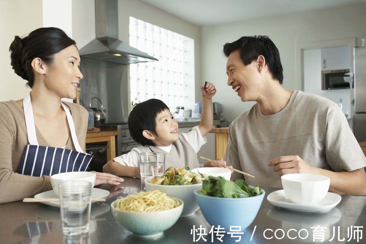 老张|父母身高不足1米65,14岁男孩身高一米七,儿科:2习惯必须改