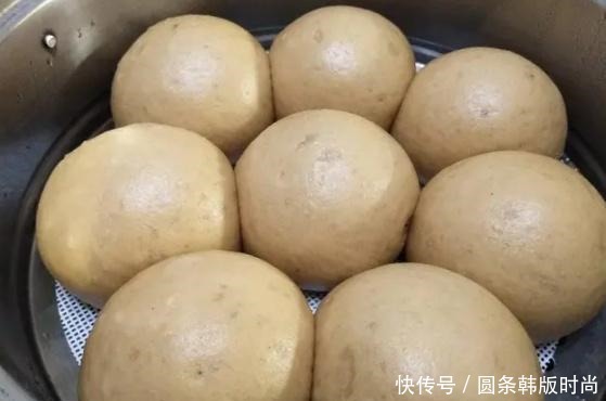 枣泥馒头新做法,香甜松软,我有小妙招,吃到嘴里全是枣味!