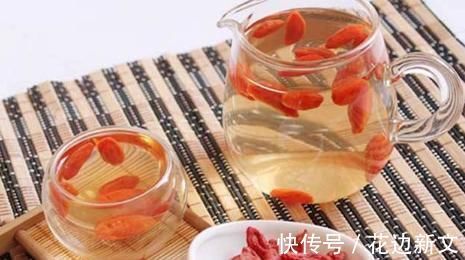 金银花|保温杯不离手，除了撒枸杞，以下“3种食材”让你越喝越健康！
