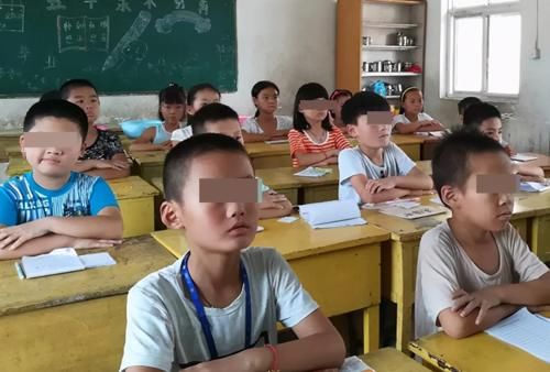 学习成绩|孩子如果有这四个特征，学习能力不会太差，偶尔贪玩也没问题