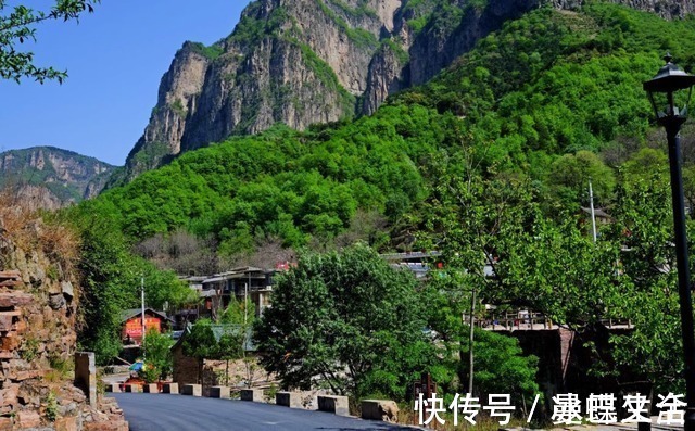 悬崖峭壁|40多部影视剧都在郭亮村取景，这个村庄在哪，位于什么省县？