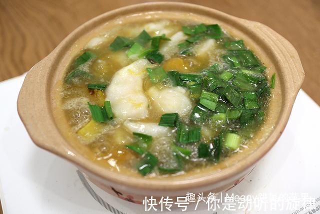 立秋贴秋膘，给家人吃砂锅菜，营养美味，少油盐入口即化没吃够