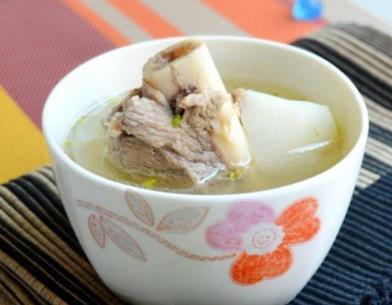 冬天进补,要多喝这道汤,比鸡汤有营养,常喝滋补强身,舒服过冬