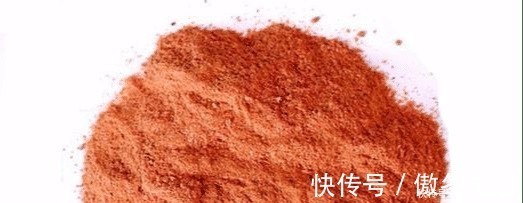 鲫鱼鲤鱼不咬钩只要在饵料中加点它，压根不担心没鱼上钩