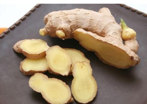 生姜性温|有妇科炎症的女性,不妨多喝一种水,消炎杀菌,适合养护子宫