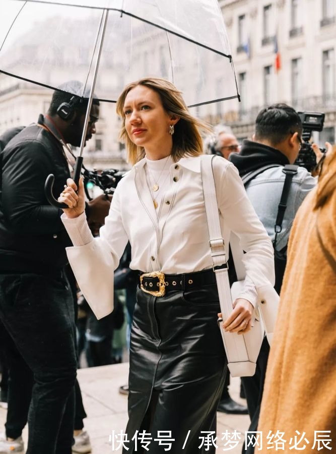 “毛衣+衬衫”叠穿,冬日绝美搭配,这样穿真的美翻了!