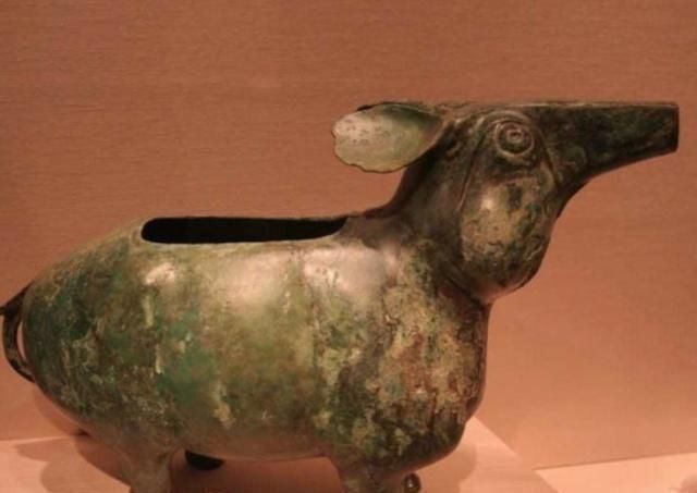 住所&薛宝钗的住所为何叫蘅芜苑?看懂这三层意思,才知作者骂她有多狠