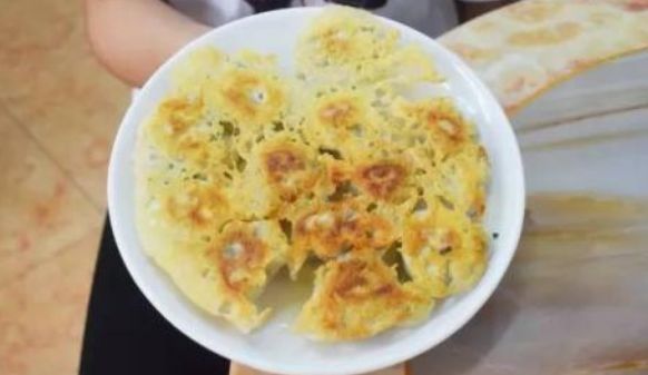 水煎饺子时,只要用对“水”,饺子又香又酥脆,人家人爱!
