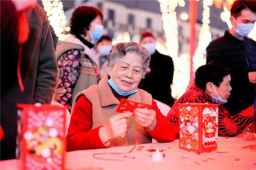 烟火气的背后 建设路做了什么