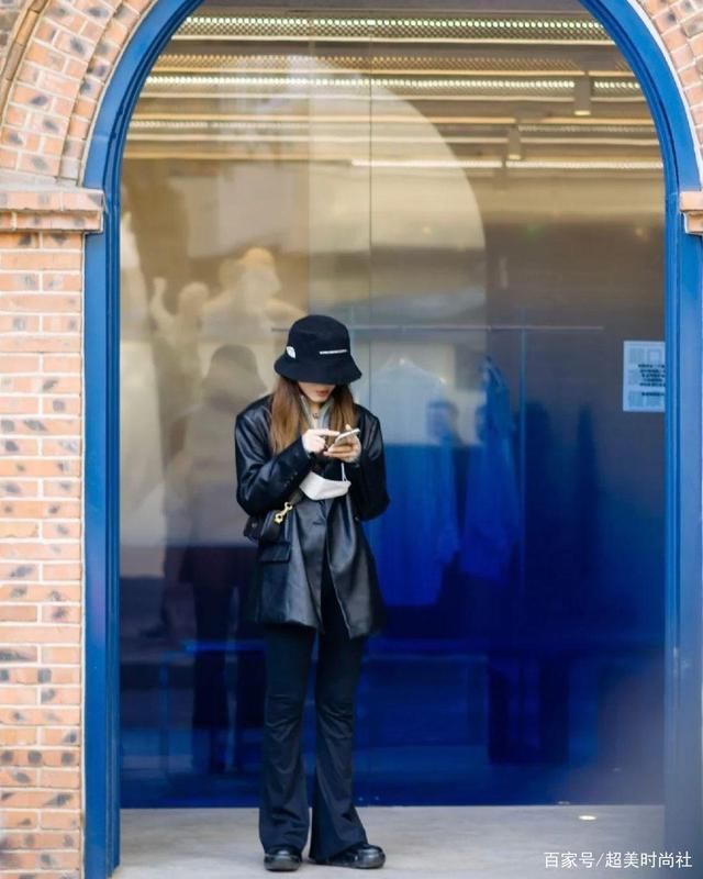 中国街拍在国外火了！视频超12亿次观看，被外国网友狂赞造型出彩