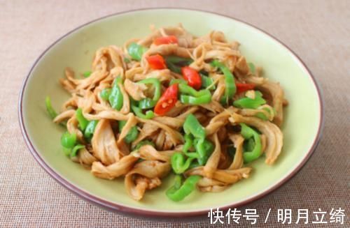 冬天,少吃猪肉多吃它,每天炒一盘,补钙质,营养极高,不懂太可惜