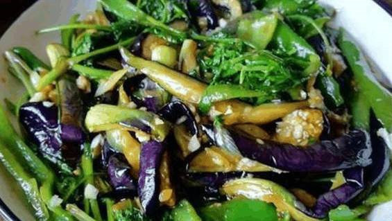 吃茄子是最下饭的,推荐几款茄子的农家做法,赶紧试试吧!