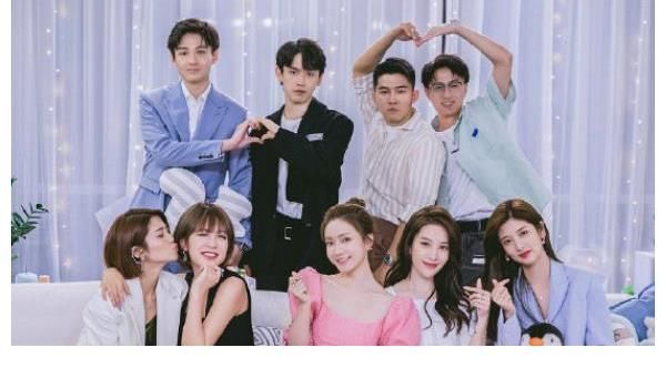 《心动4》嘉宾线下互动，小me穿橙子衣服，麦穗跟两姐妹聚餐