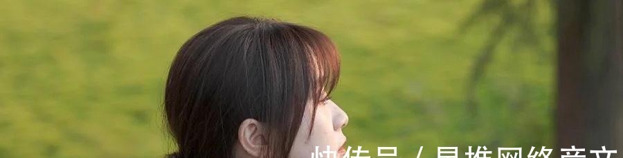 双马尾 换发型如换脸,直男比心动的初恋发型,这样扎辫子更好看