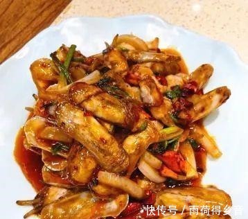 长春的美食数不胜数,让人百吃不厌、流连忘返