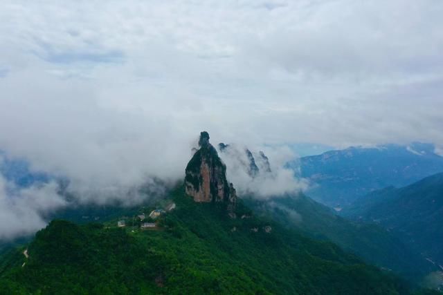 山脊|知名笔下的秘境五指山之一:神奇五指山 有恙亦珊阑