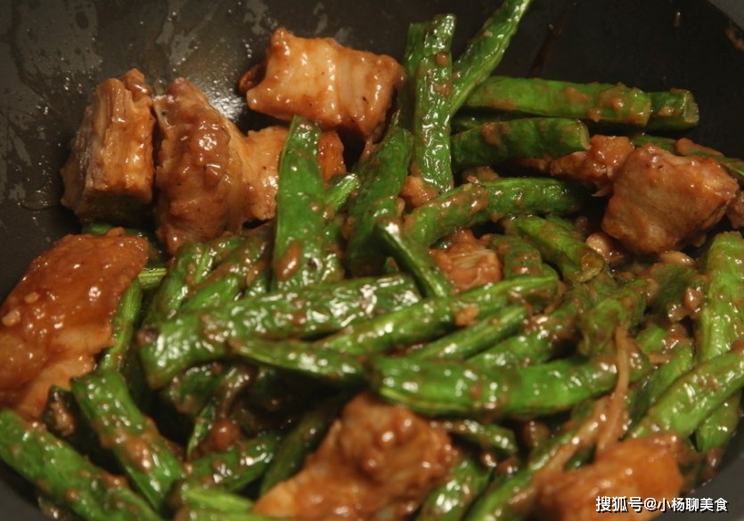 淀粉|不管炒什么肉，都别用淀粉腌了！教你这3招，肉质嫩滑无腥味！