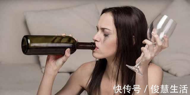 口水|为什么女人喝口水都“发胖”？医生建议：做到这5点，想不瘦都难