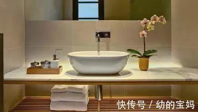 喝水|早上起床后,第一件事不是排便,也不是喝水,早知道早受益