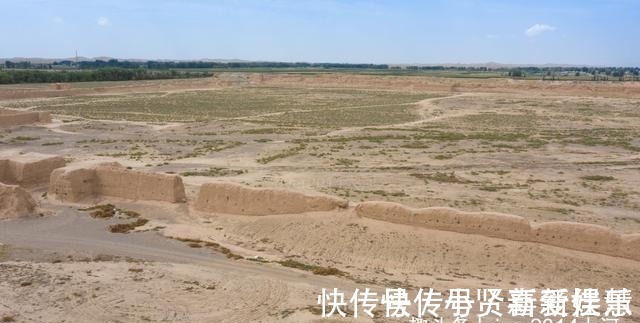 遗址|甘肃张掖荒漠中的古城遗址，曾是一国都城，几乎没有游客