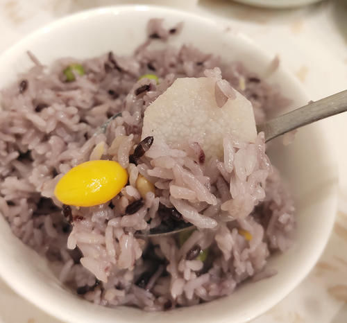 西塔|在西塔干饭就得走流程,小热炕,大麦茶,一饭还能三吃