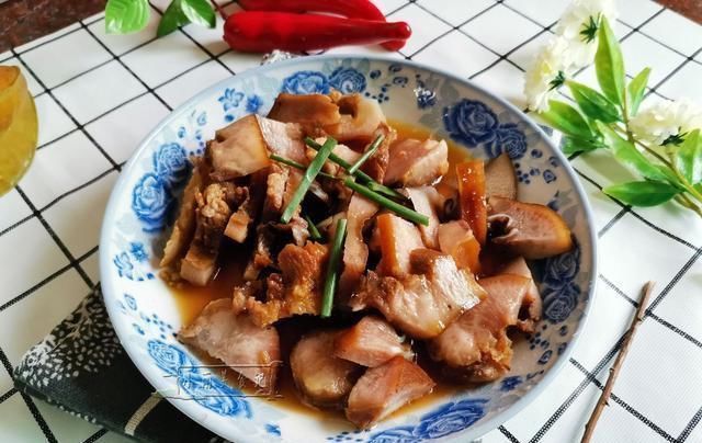 卤料|遇到这肉别手软，18块1斤，整个买回家，比牛羊肉强，卤着吃最香