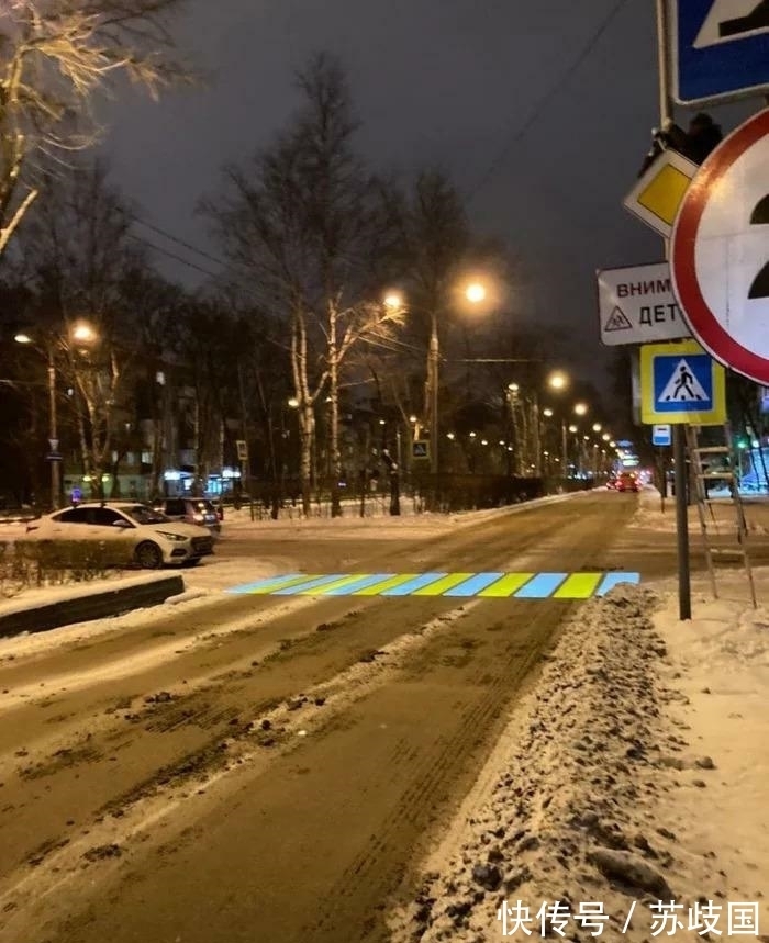 我们的生活|50个人性的国外设计,日本卫生间设计得太贴心,再也不怕丢东西