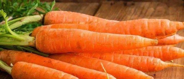 泪流满面|“儿子那么帅,不可能是我生的”,4次亲子鉴定后,宝爸泪流满面