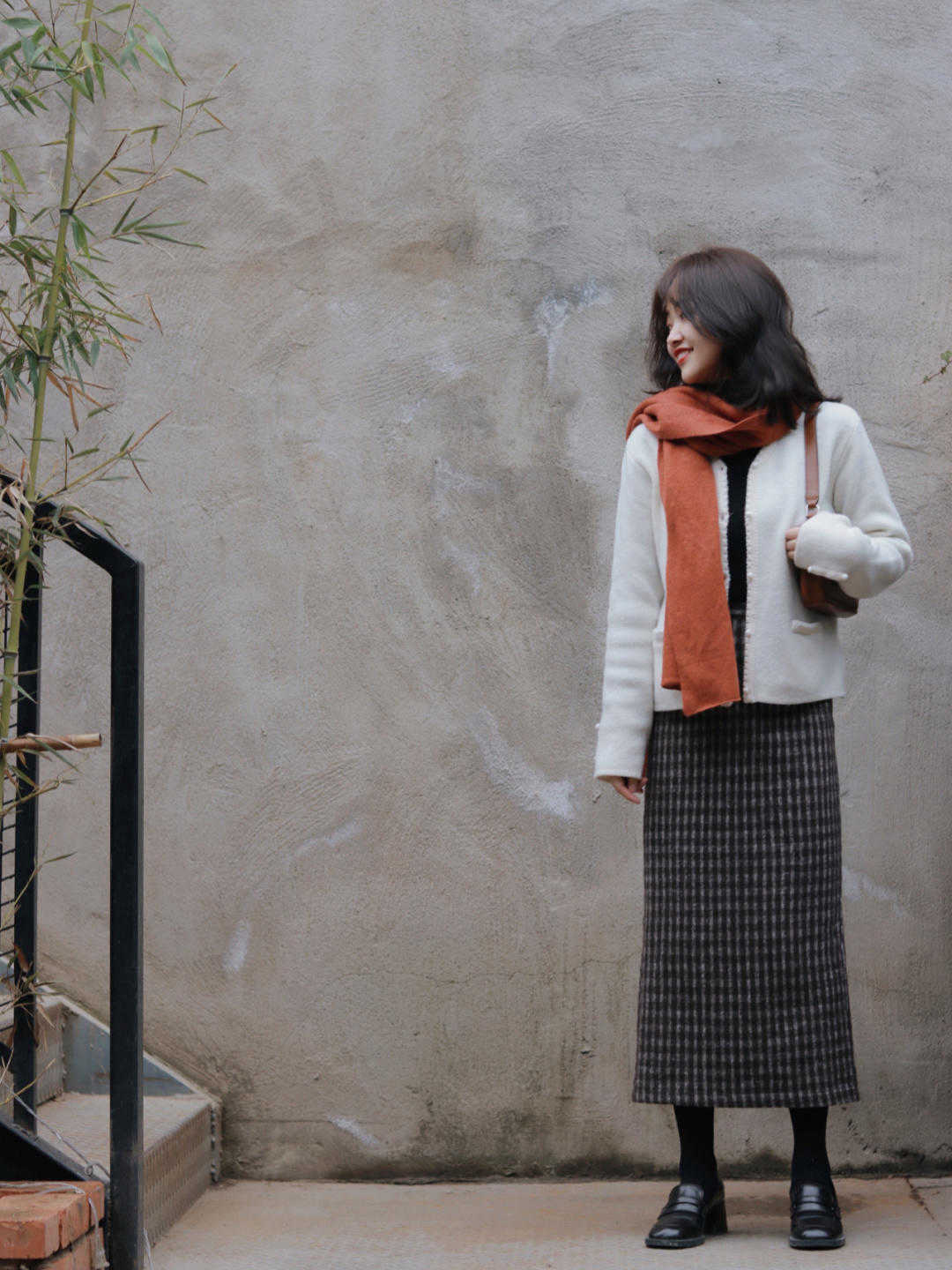 衣服|秋冬衣服别乱买,这几款才是时尚新宠,轻松穿出高级感