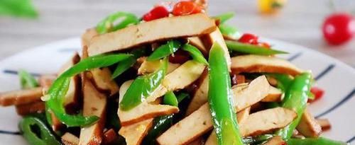  倒入|天越冷，再贵也要让孩子吃，孩子吃了长筋骨不长肉，越吃体质越强