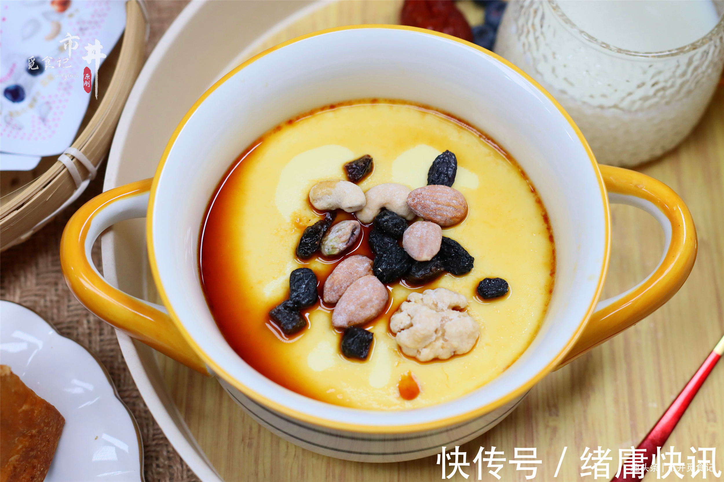 70岁老两口，蒸的鸡蛋羹火了，太懂食材搭配，每天1碗营养全有了