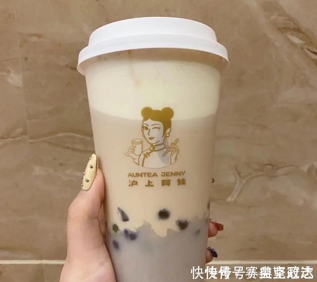 喜茶奈雪都在上!从咖啡到茶饮,流行追牛奶“厚”科技?