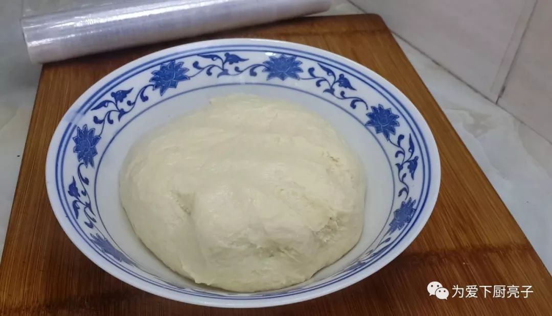 红豆又出新吃法，不烙饼不蒸馍，我家一周吃3次，比蛋糕好吃十倍