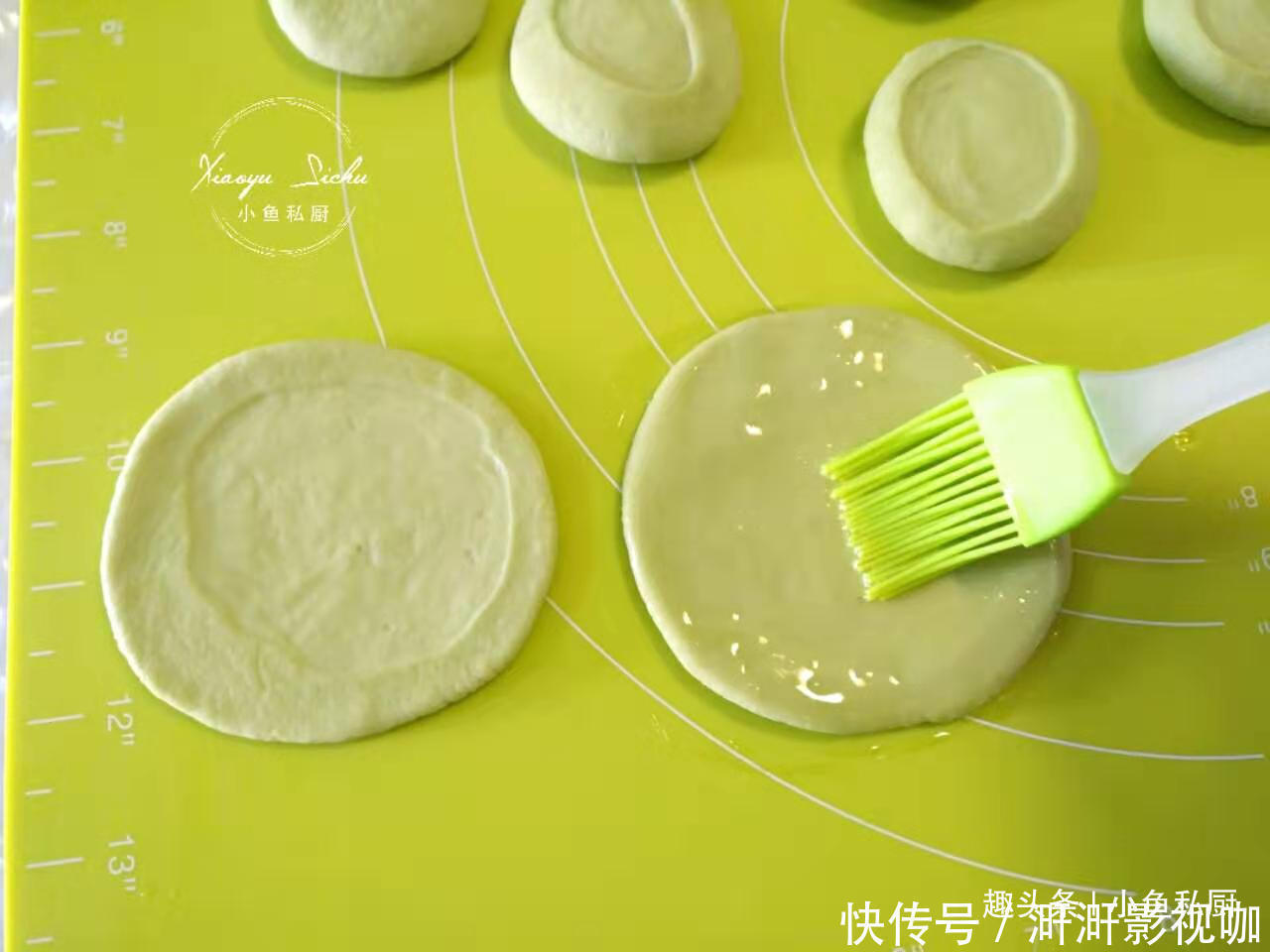 薄软|春饼的新做法,不用上锅蒸,薄软又筋道,卷肉卷菜可香了