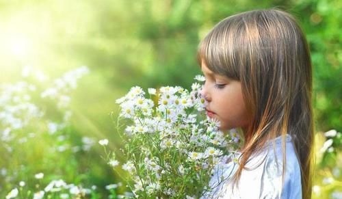 生长激素|女孩子来月经后,身高还会增长吗?多数父母误解了,早知早获益