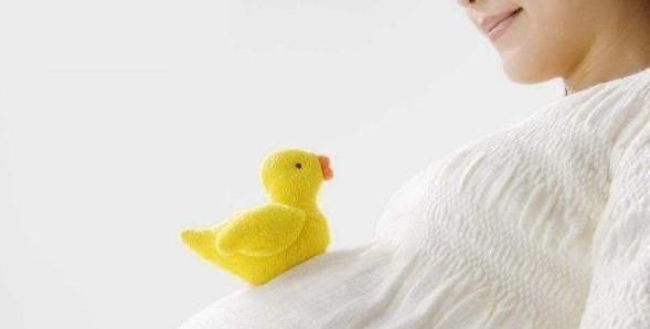 鹅蛋|孕期吃鹅蛋有用吗?若你还没到怀孕8个月,看完或许更受益!