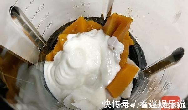 朋友圈|1个女人的精致晚餐，悄悄走红朋友圈人到中年优雅是一种态度！